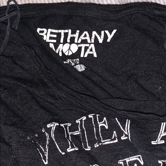 Two crop tops aero brand - Picture 5 of 5